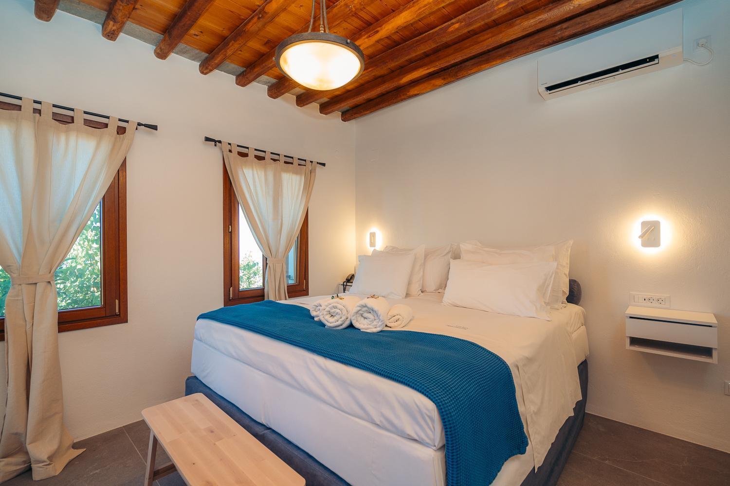 Loukia Apartments Артемон Экстерьер фото